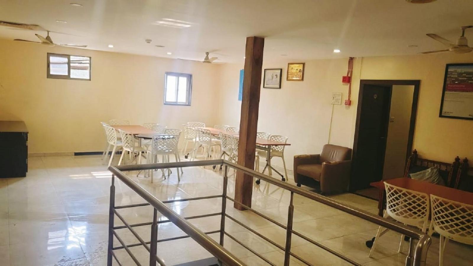 מומביי Hotel Guestinn Residency מראה חיצוני תמונה