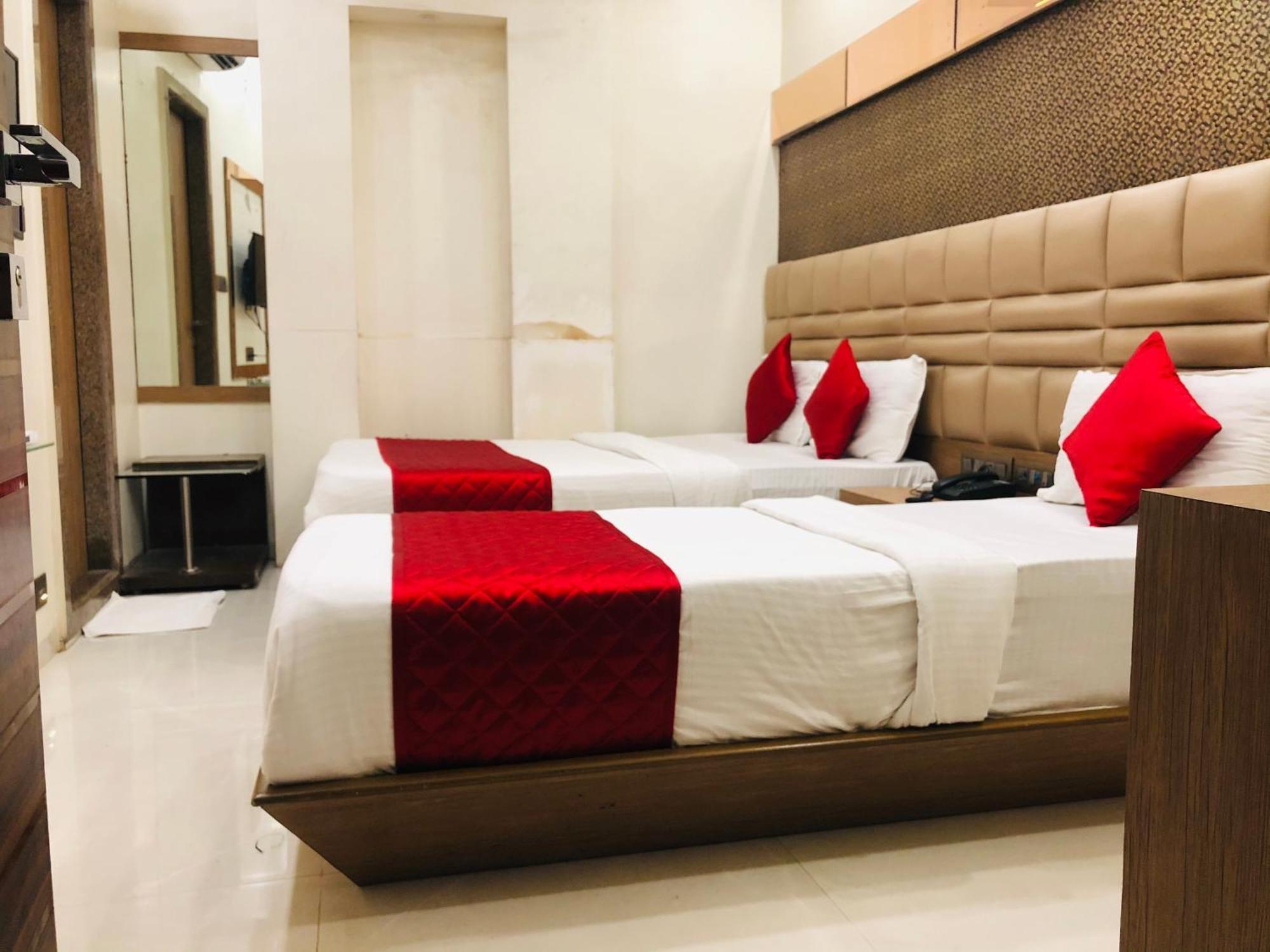 מומביי Hotel Guestinn Residency מראה חיצוני תמונה