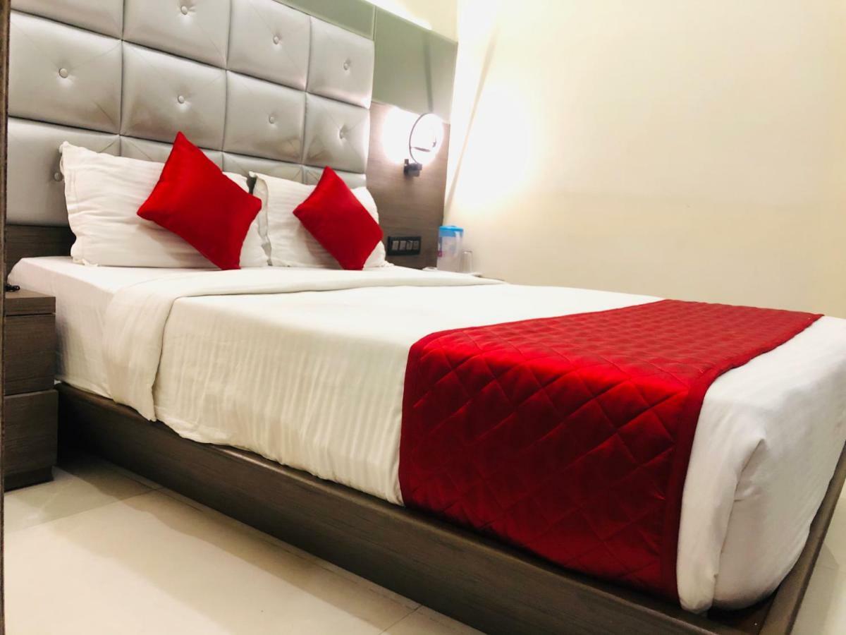 מומביי Hotel Guestinn Residency מראה חיצוני תמונה