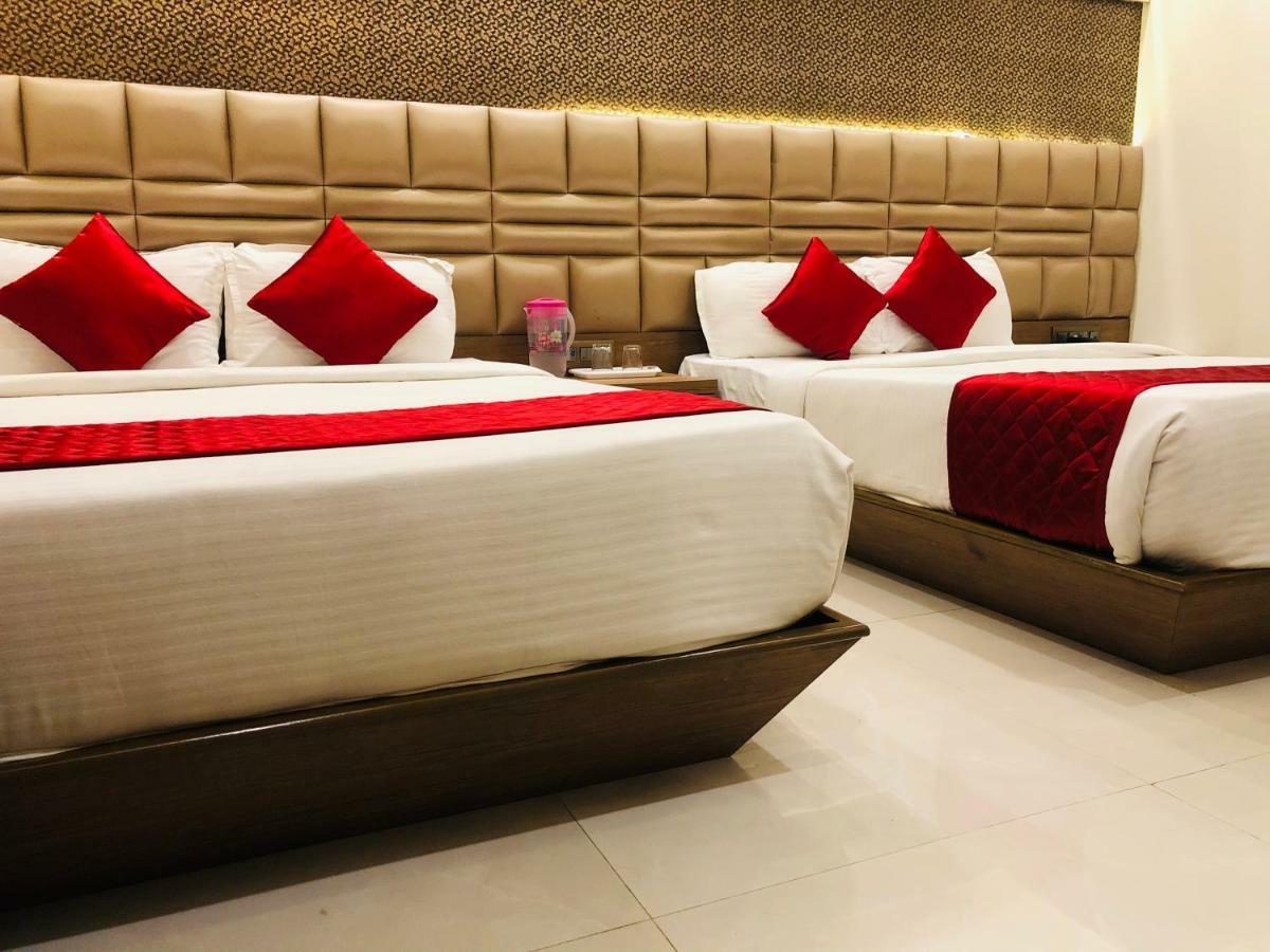 מומביי Hotel Guestinn Residency מראה חיצוני תמונה