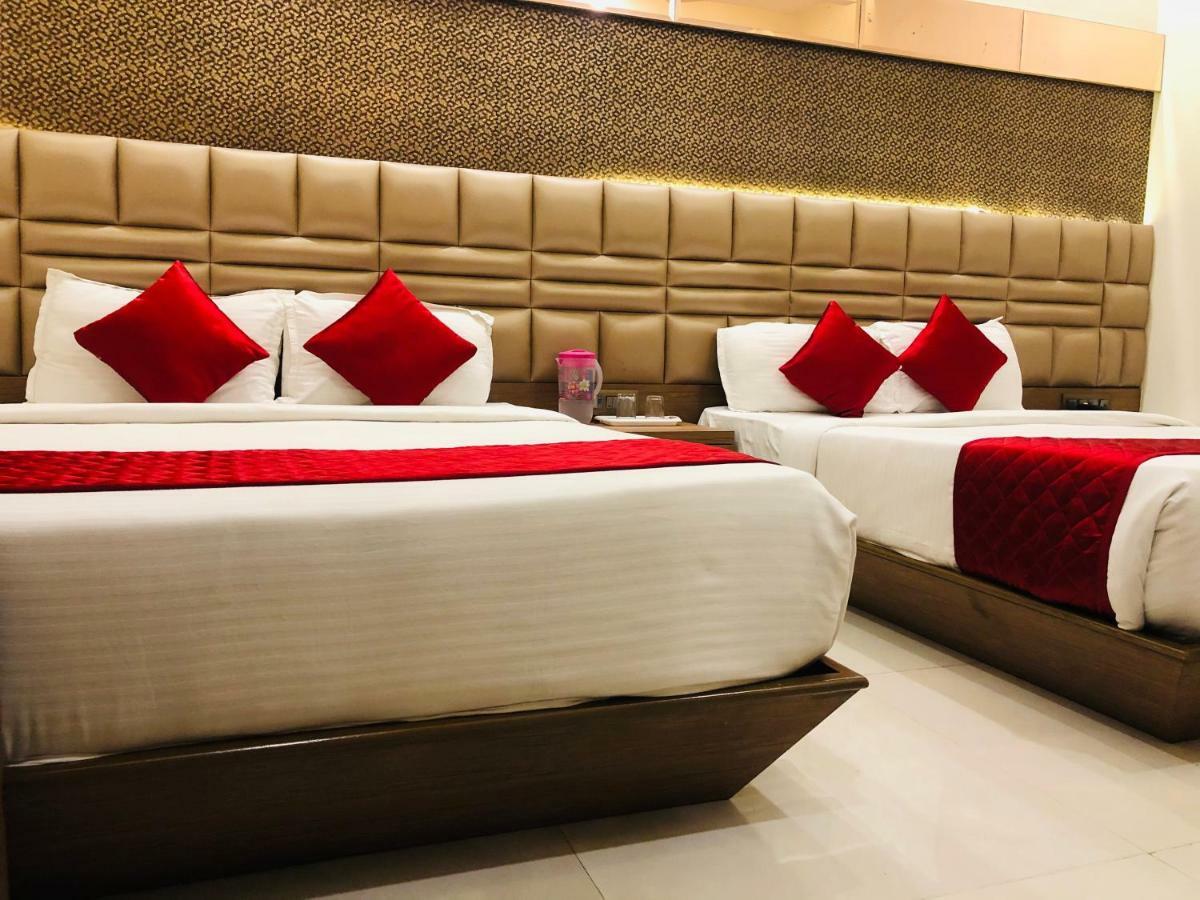 מומביי Hotel Guestinn Residency מראה חיצוני תמונה